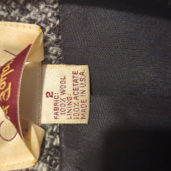 Coat - Picture 2 of 4